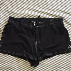 Gerry board shorts very good condition
